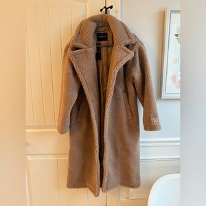 Fabletics Teddy Ling coat NWT